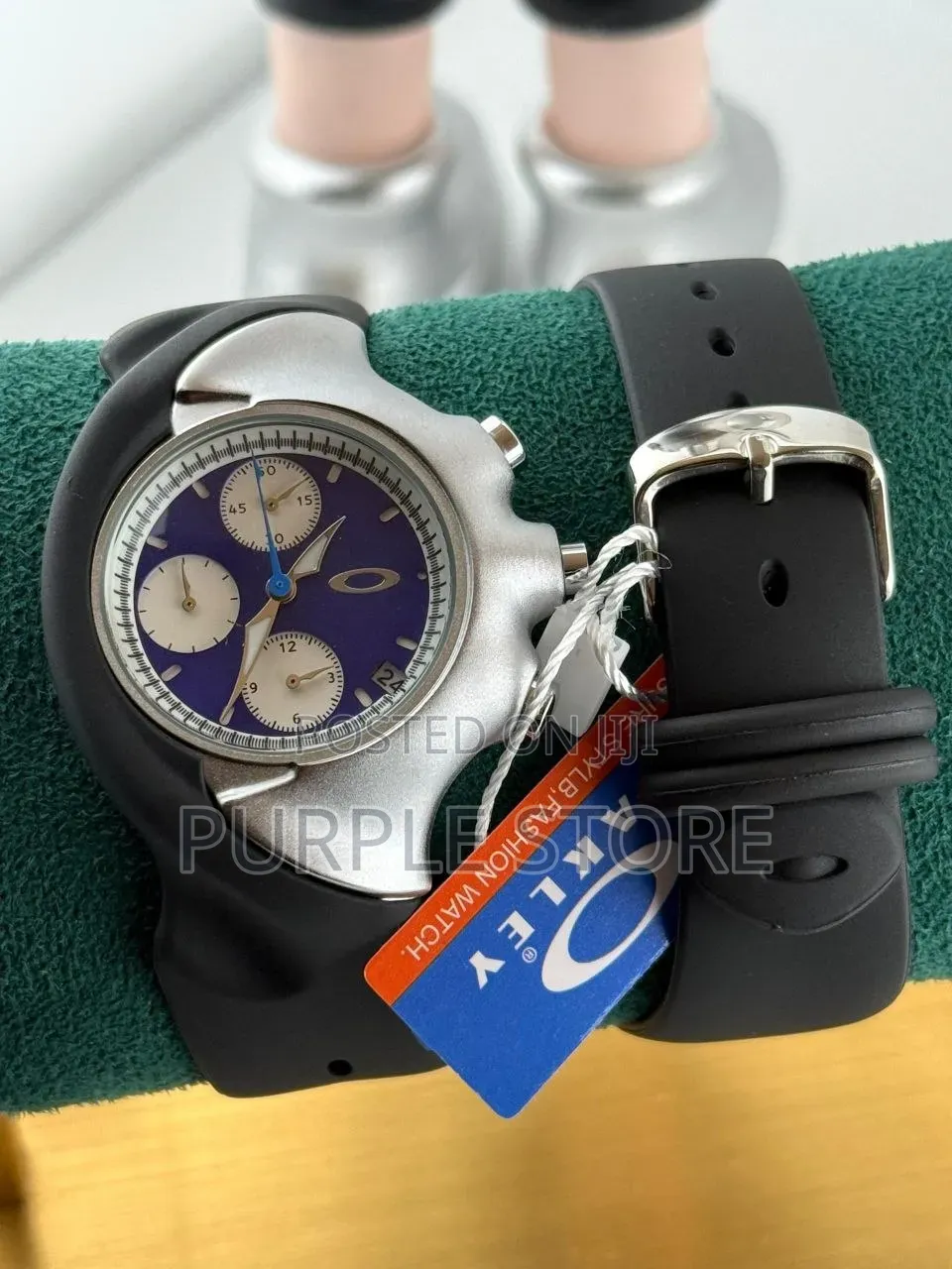 Oakley Active Chronograph Watches for Guys