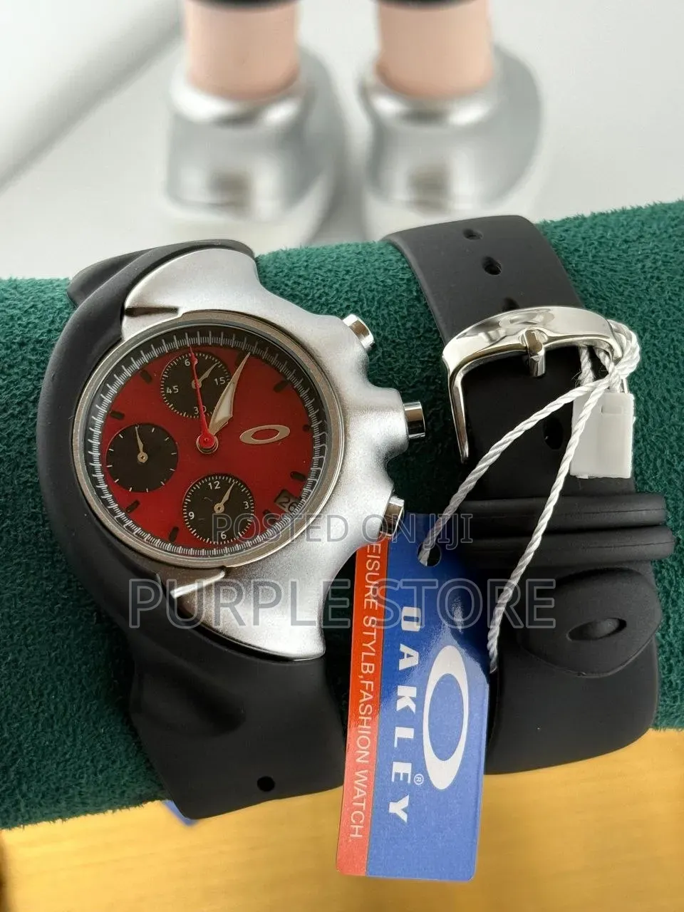 Oakley Active Chronograph Watches for Guys
