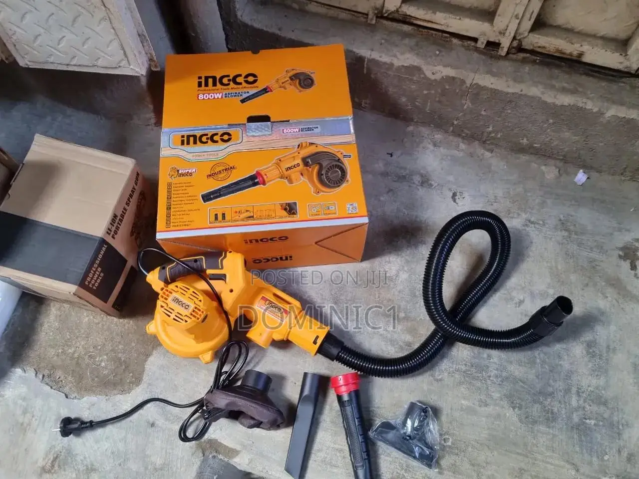 Ingco 800w Industrial Aspirator Blower With Vacuum Functions.