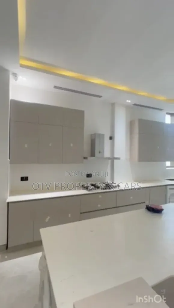 5bdrm Duplex in Old Ikoyi for sale