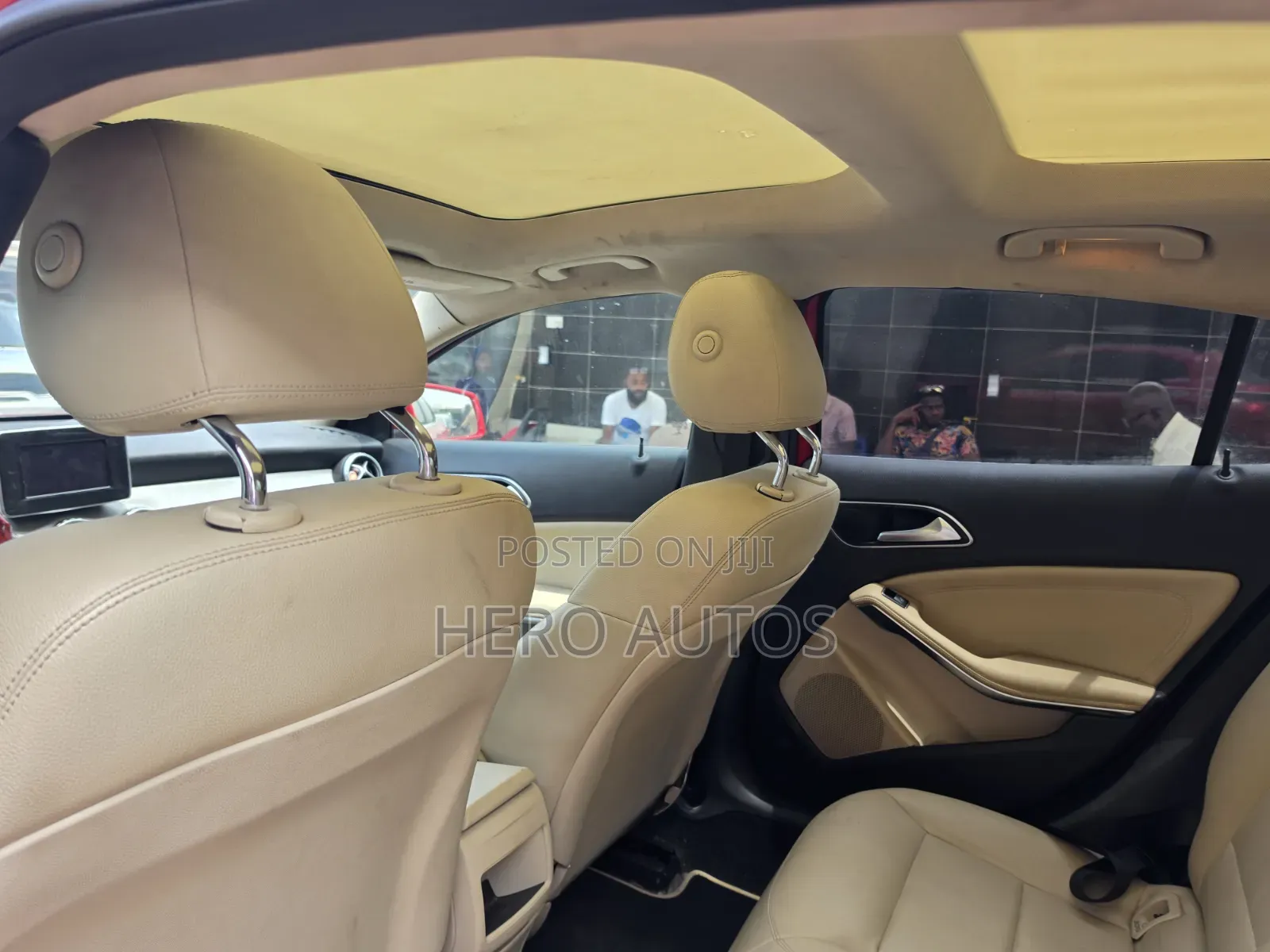 Mercedes-Benz GLA 250 2015 Red