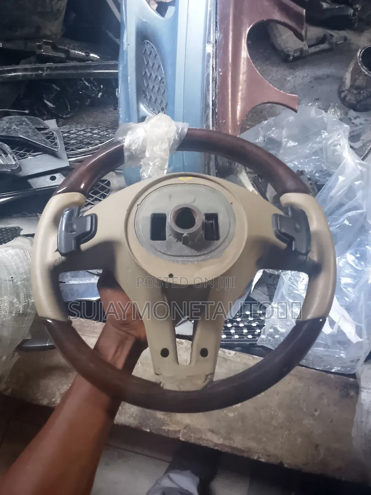 Mercedes Benz 204 Glk,C300 Formica Steering Wheel