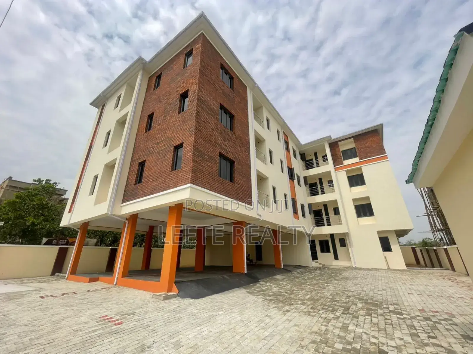 3bdrm Apartment in Jahi for sale