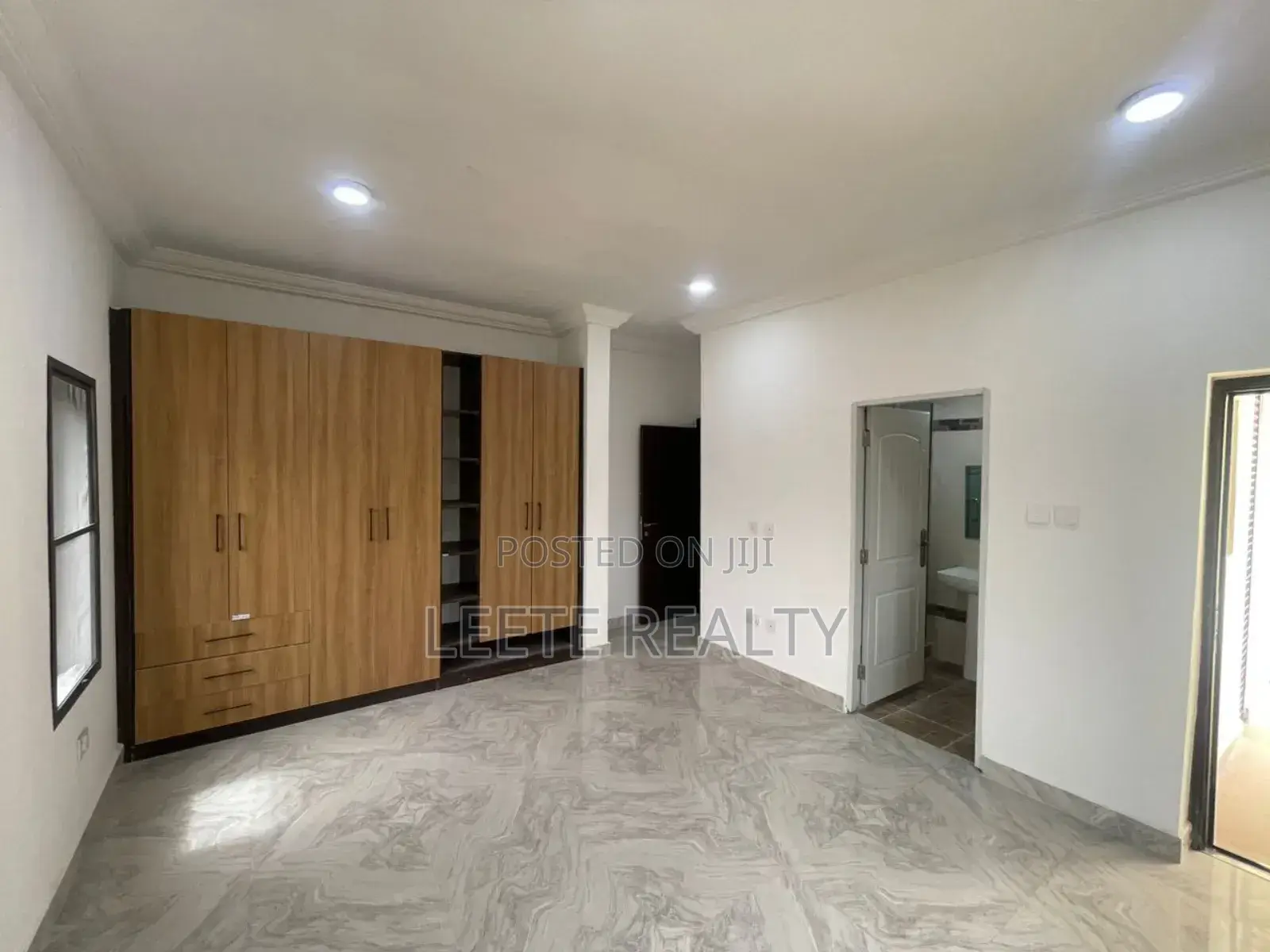 3bdrm Apartment in Jahi for sale