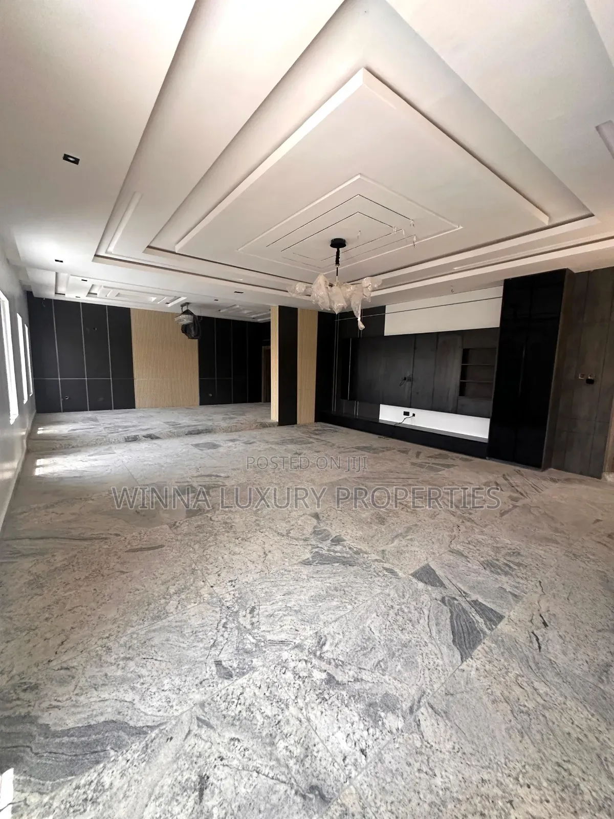 6bdrm Duplex in Gwarinpa Main for sale