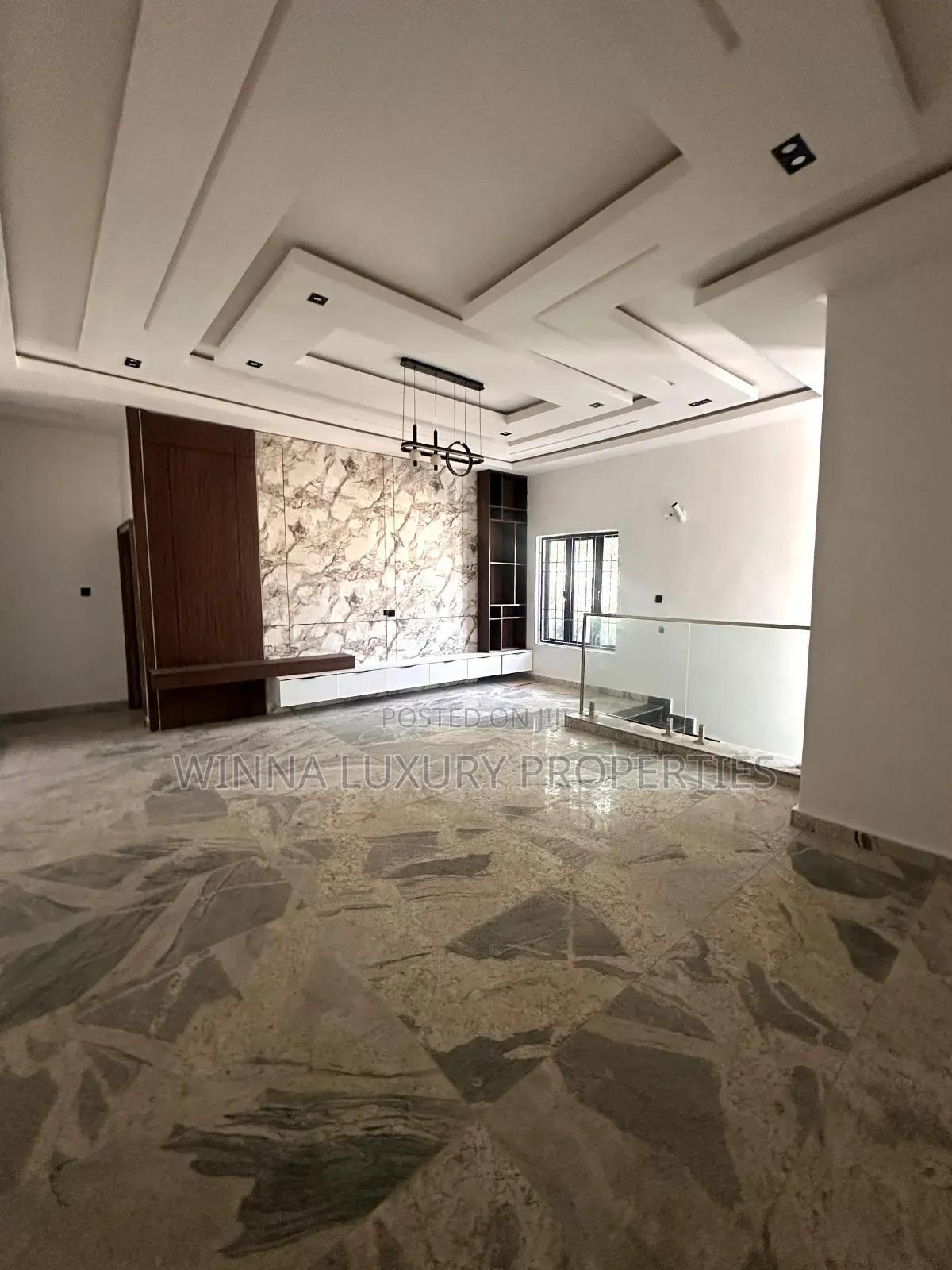 6bdrm Duplex in Gwarinpa Main for sale
