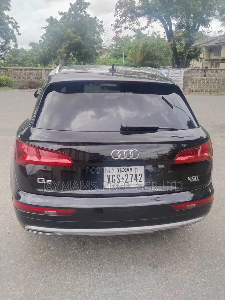 Audi Q5 2.0T Premium AWD quattro 2018 Black