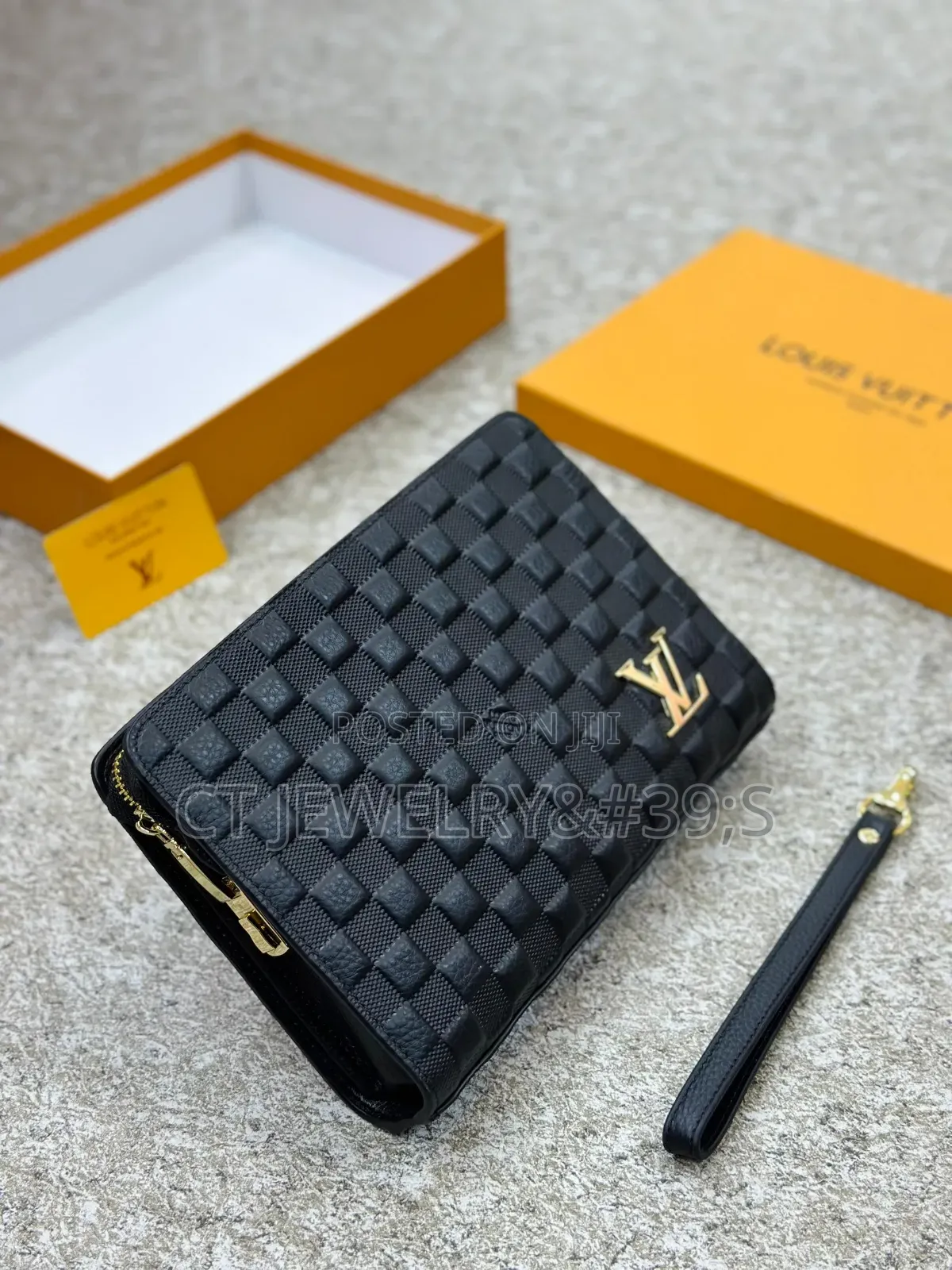 Original Designer Style Gucci Clutch Bag Black Leather, Zip With Strap