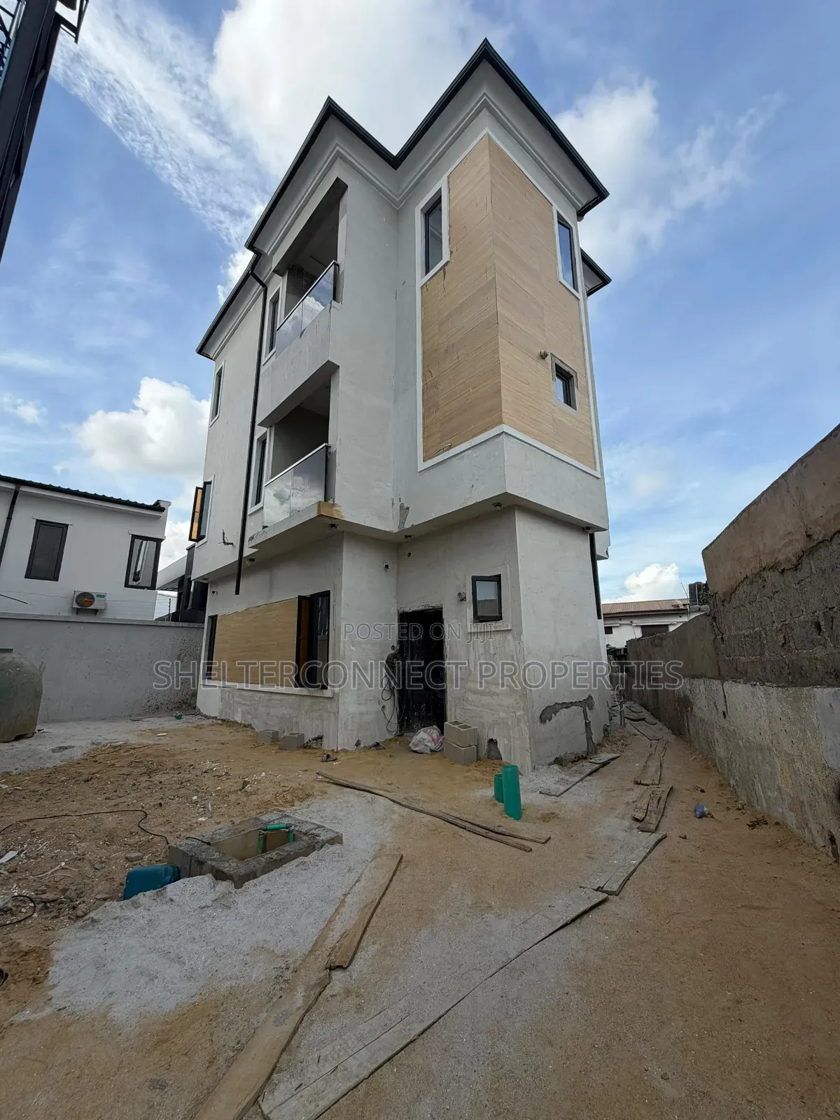 4bdrm Duplex in Ifako-Gbagada for sale