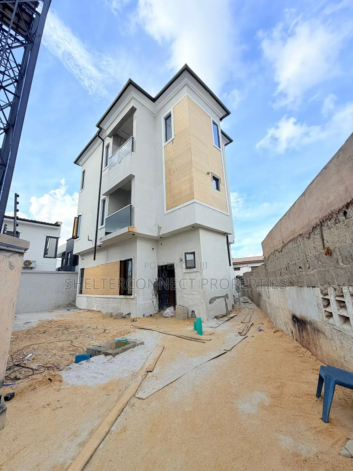 4bdrm Duplex in Ifako-Gbagada for sale