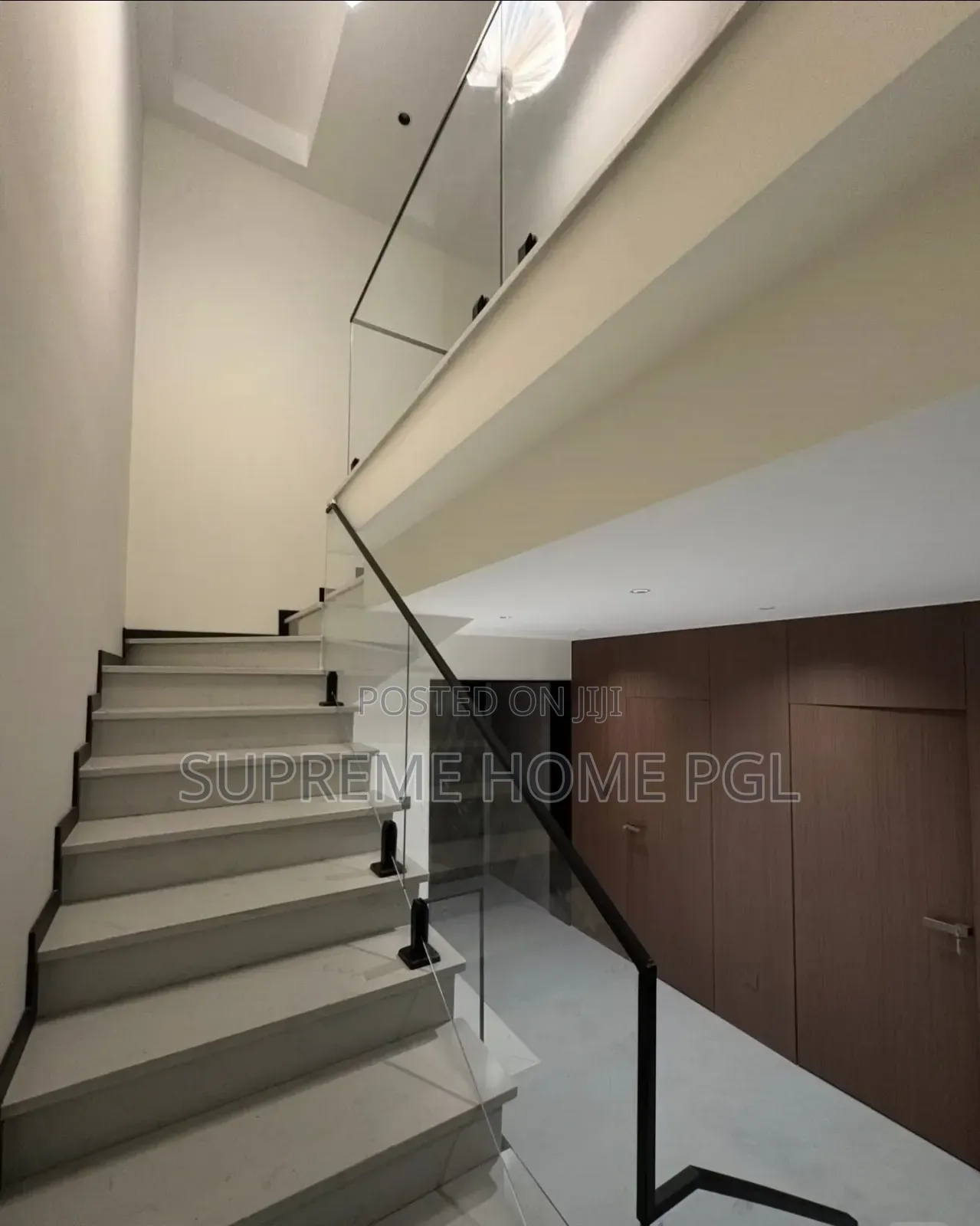 High Quality Staircase Railings