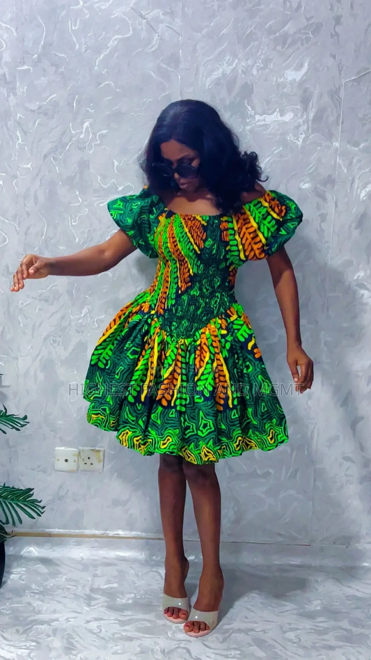 Casual Short Gown - Style 891