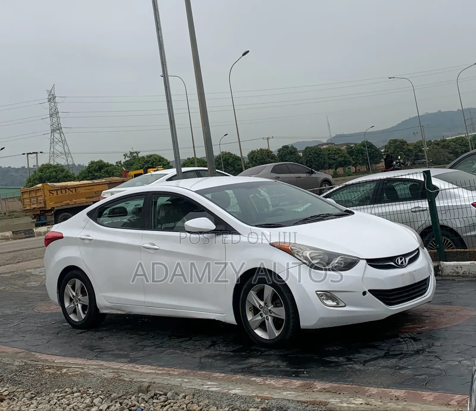 Hyundai Elantra 2013 White