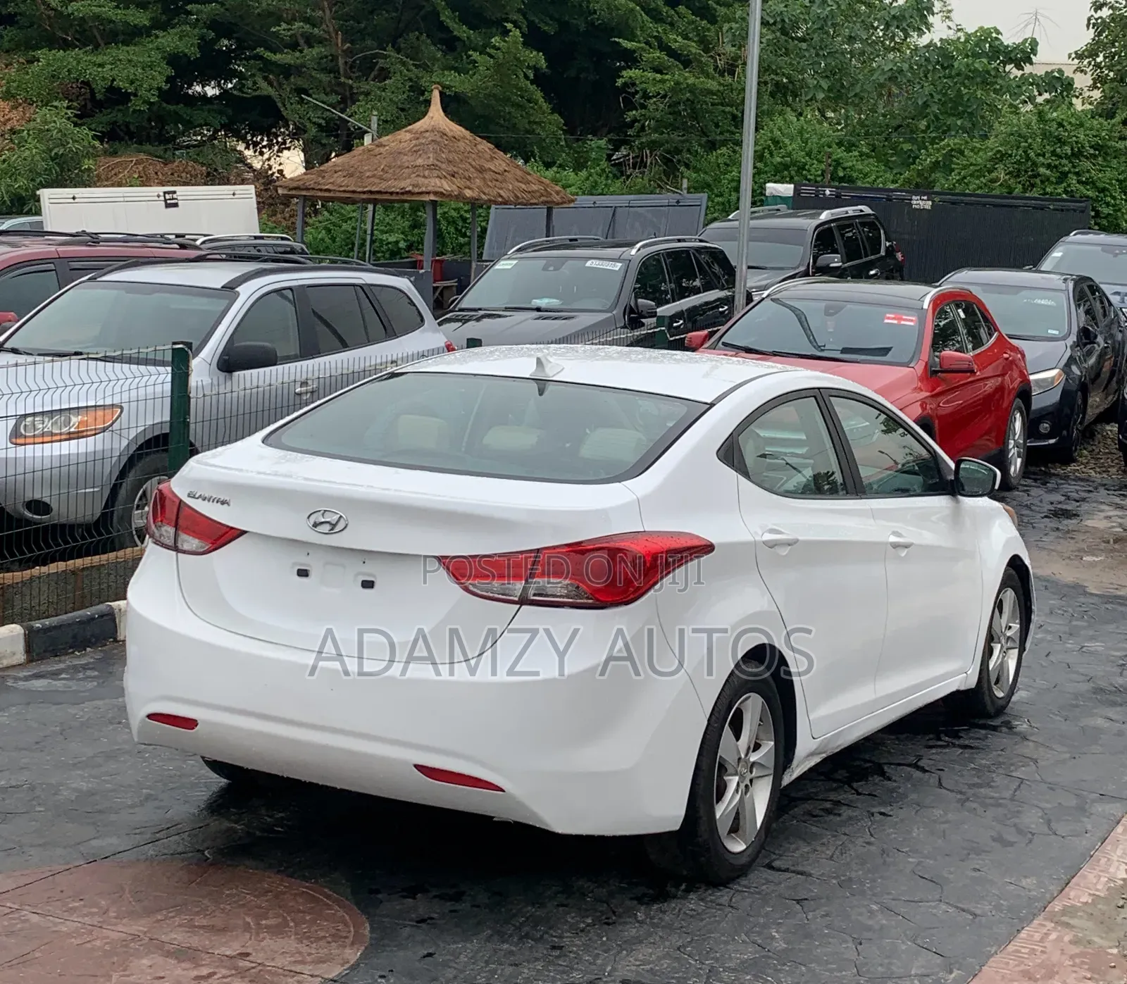 Hyundai Elantra 2013 White