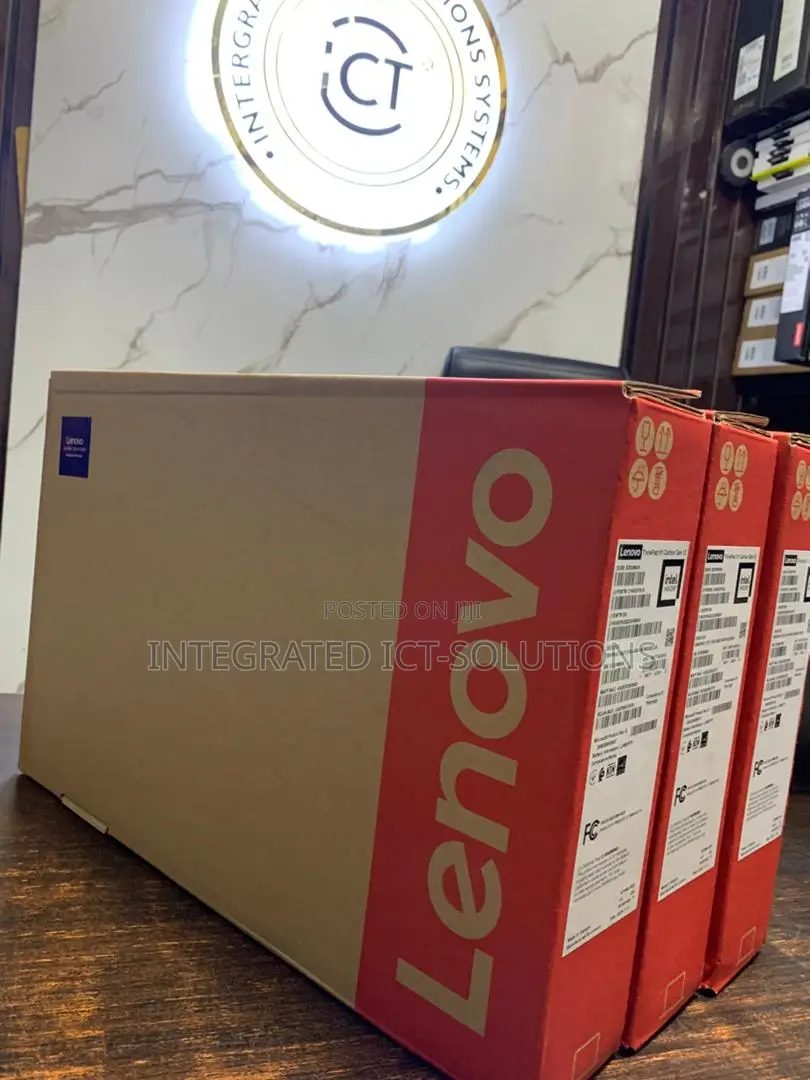 New Laptop Lenovo 32GB Intel Core Ultra 7 SSD 512GB
