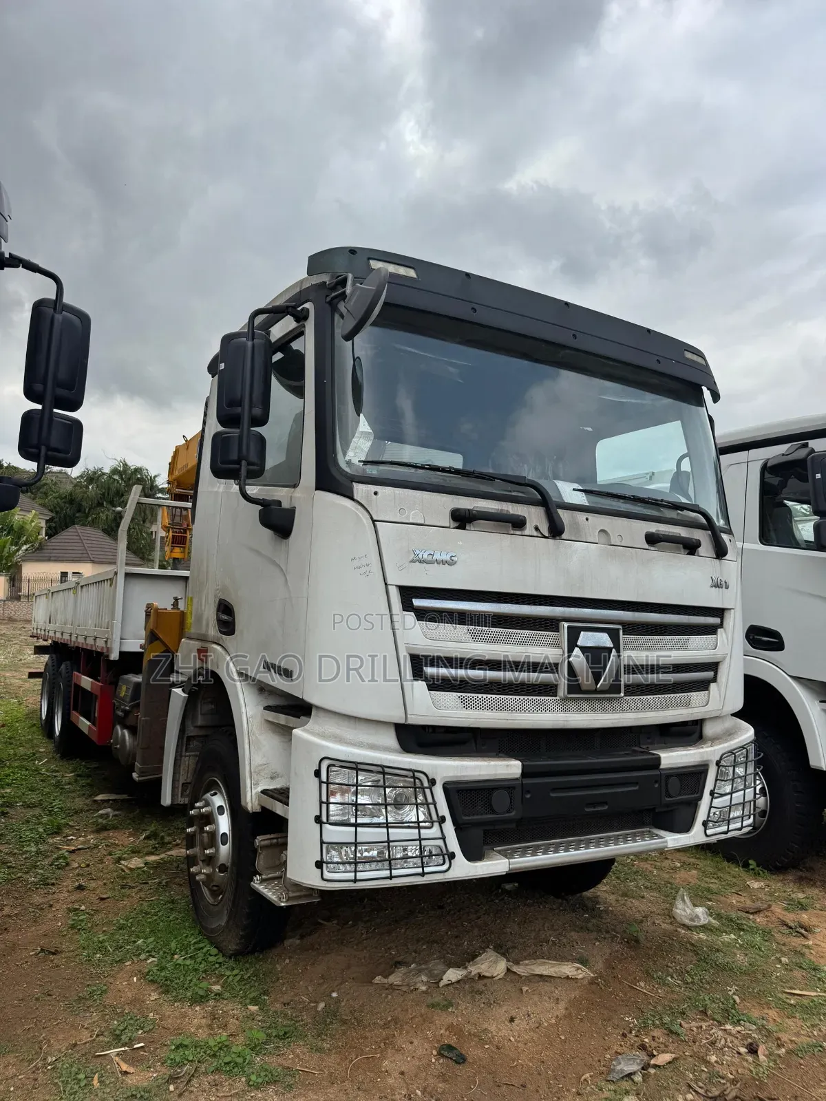 Truck-Mounted Crane