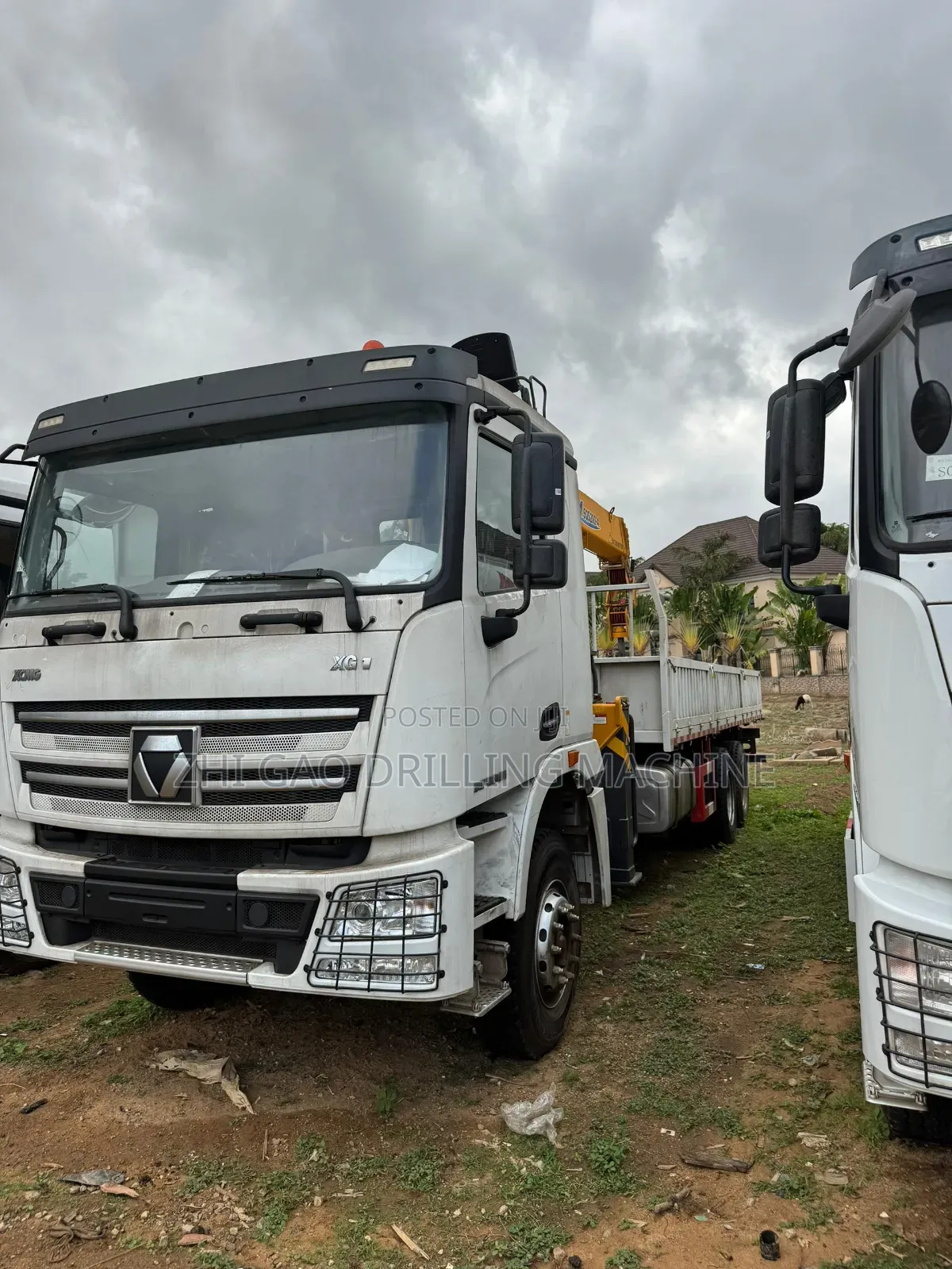 Truck-Mounted Crane