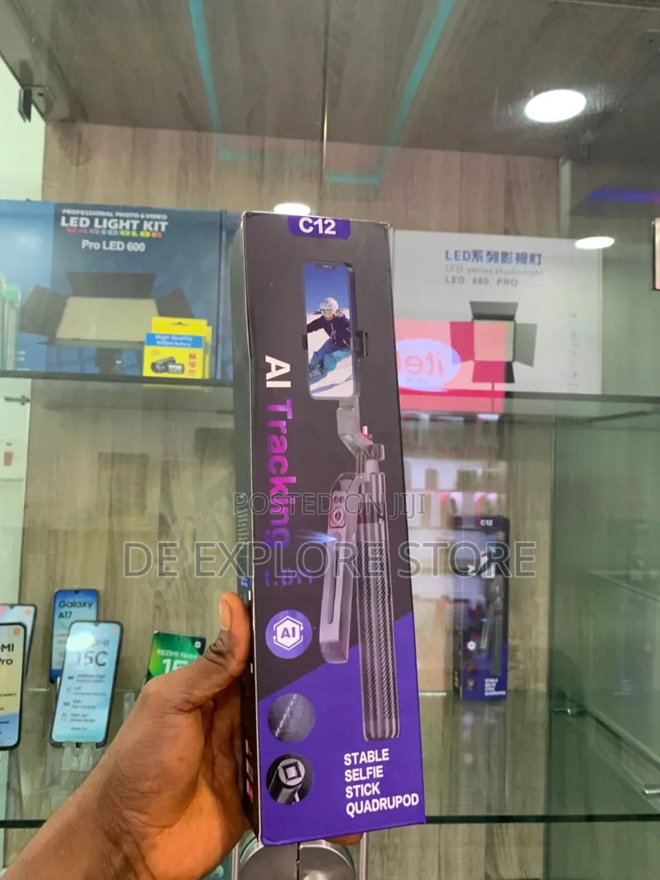 C12 Ai Tracking Tripod Stand