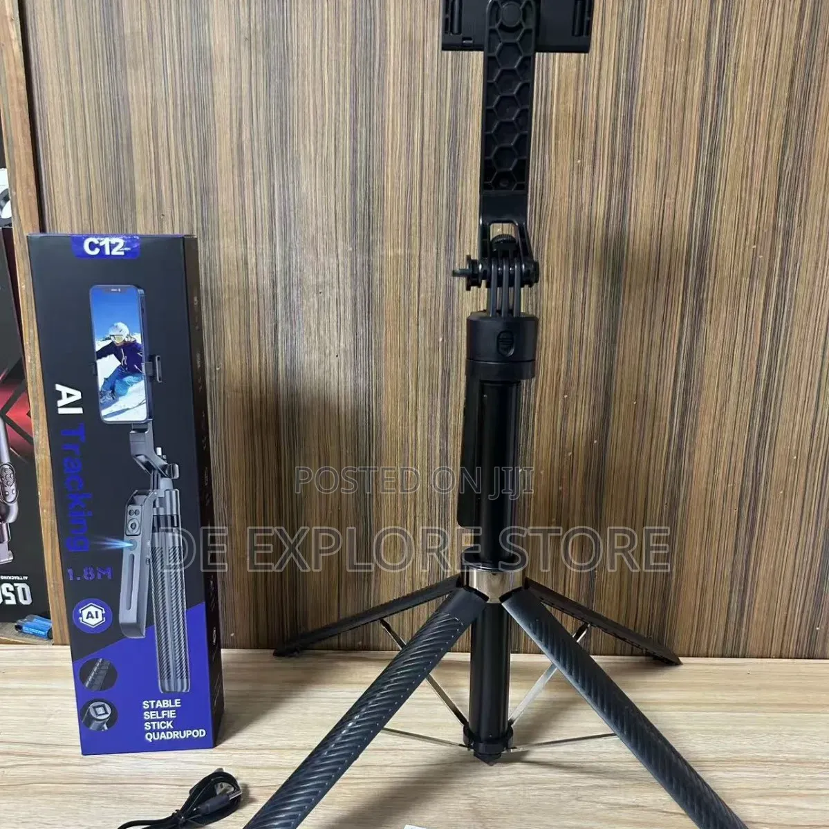 C12 Ai Tracking Tripod Stand