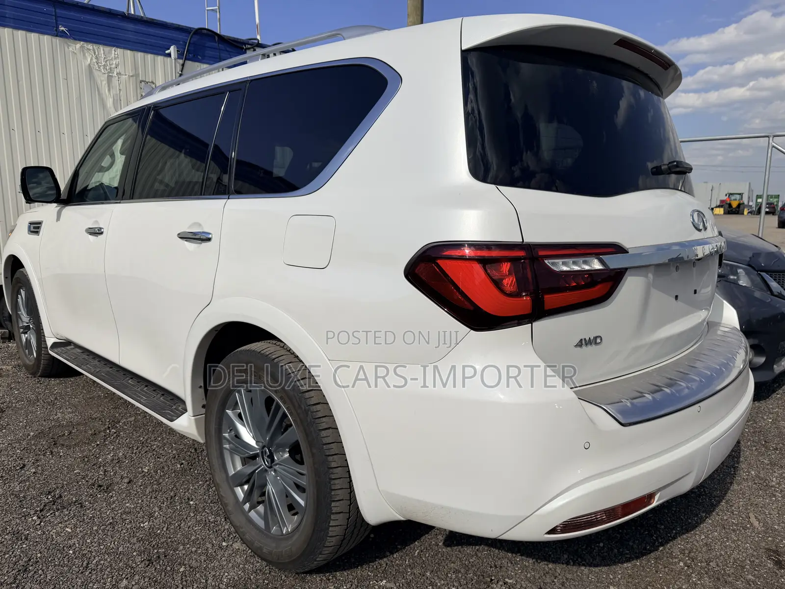 Infiniti QX80 PREMIUM SELECT 4WD 2023 White