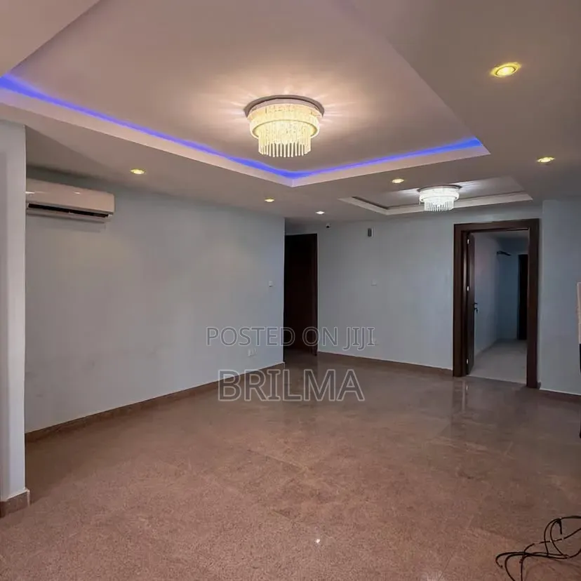 3bdrm Duplex in Garki for sale