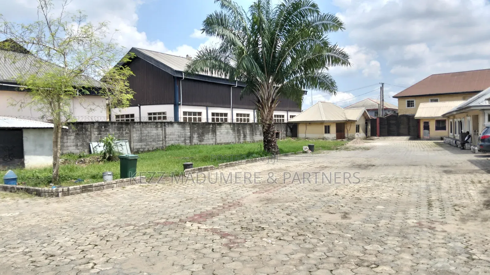 10bdrm Block of Flats in New Rd, Rumudara Off, Rumuodara for sale