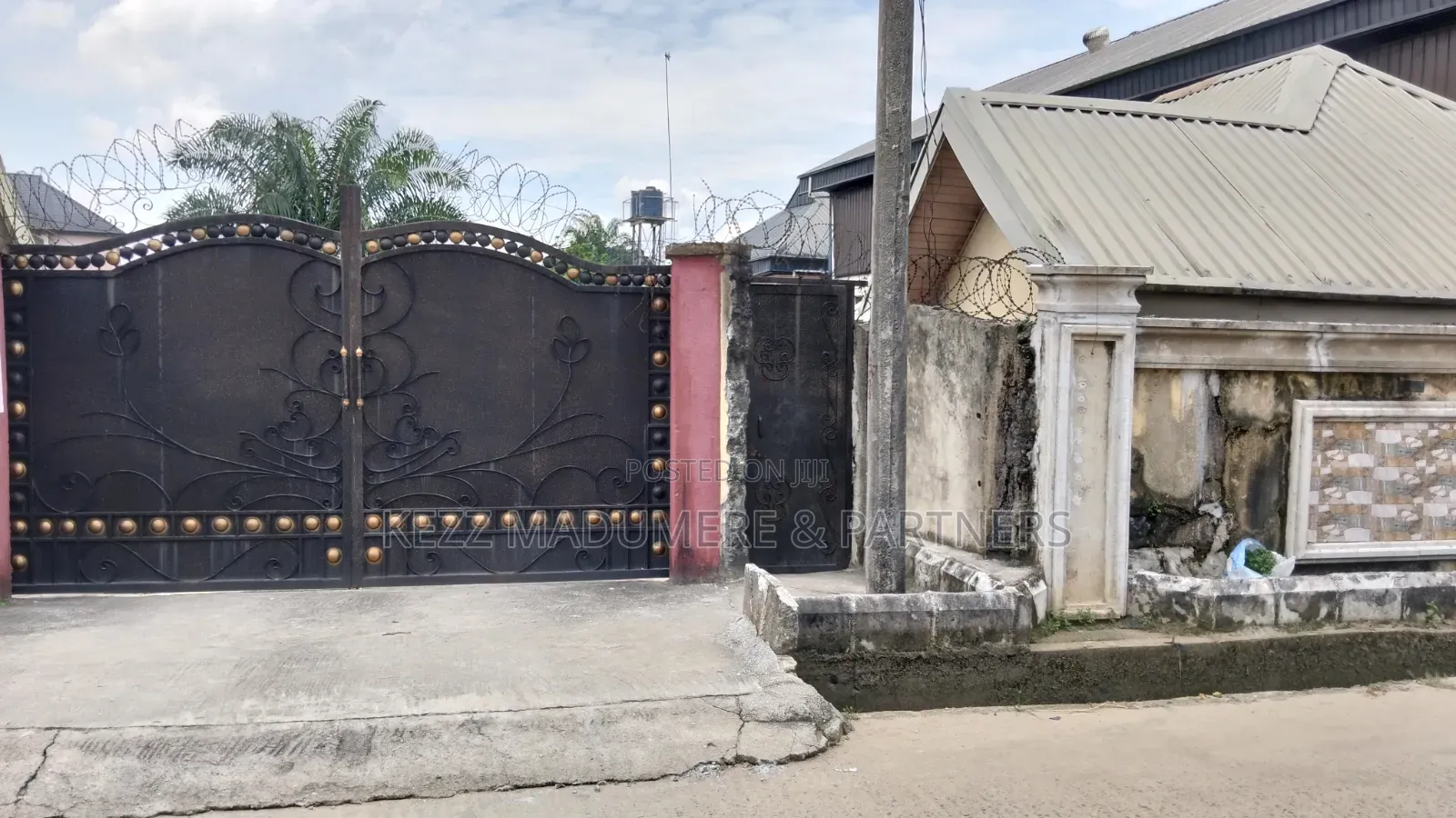 10bdrm Block of Flats in New Rd, Rumudara Off, Rumuodara for sale