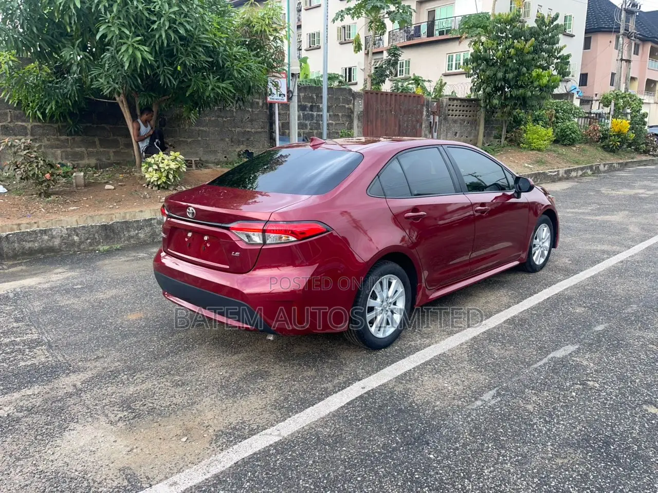 Toyota Corolla LE 2022 Burgundy