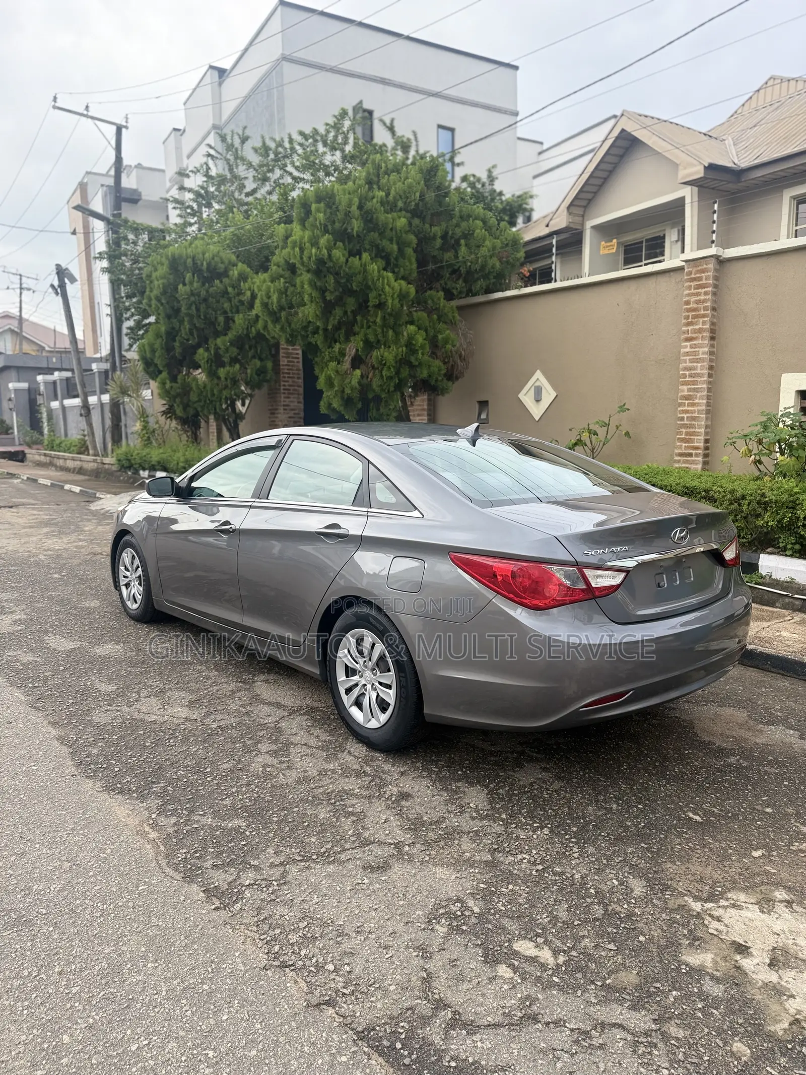 Hyundai Sonata 2010 Gray