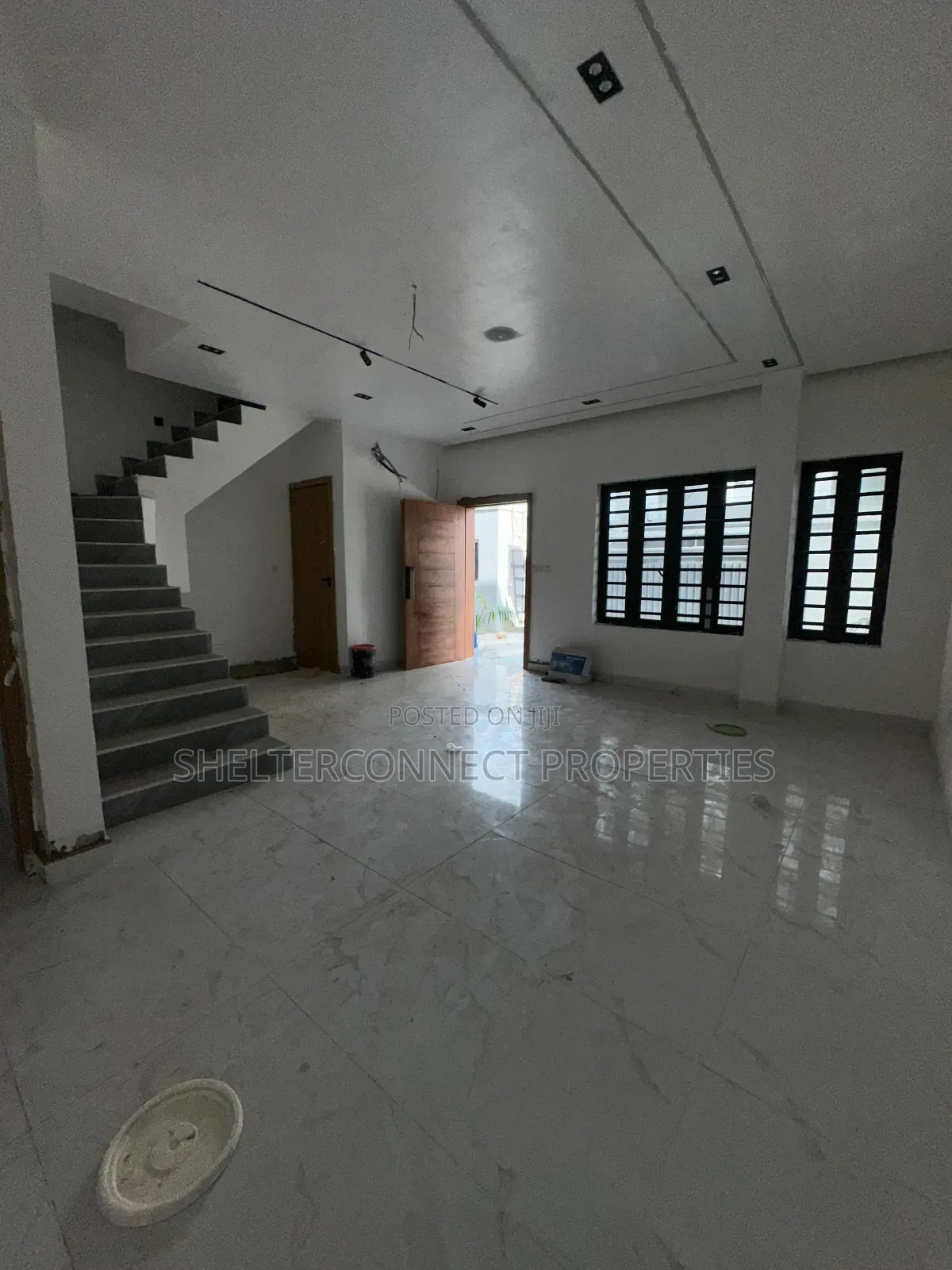 4bdrm Duplex in Lekki Phase 1 for sale