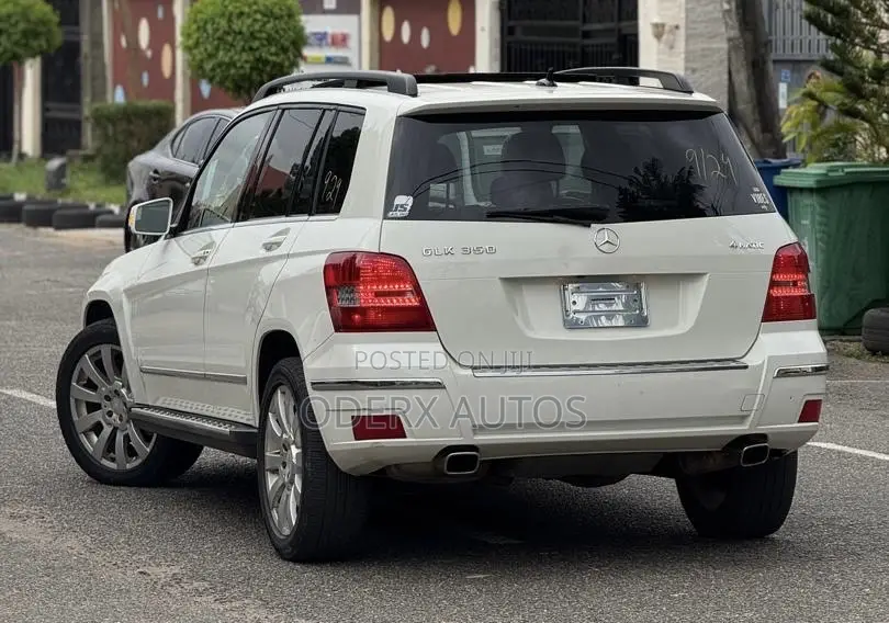Mercedes-Benz GLK-Class 350 4MATIC 2011 White