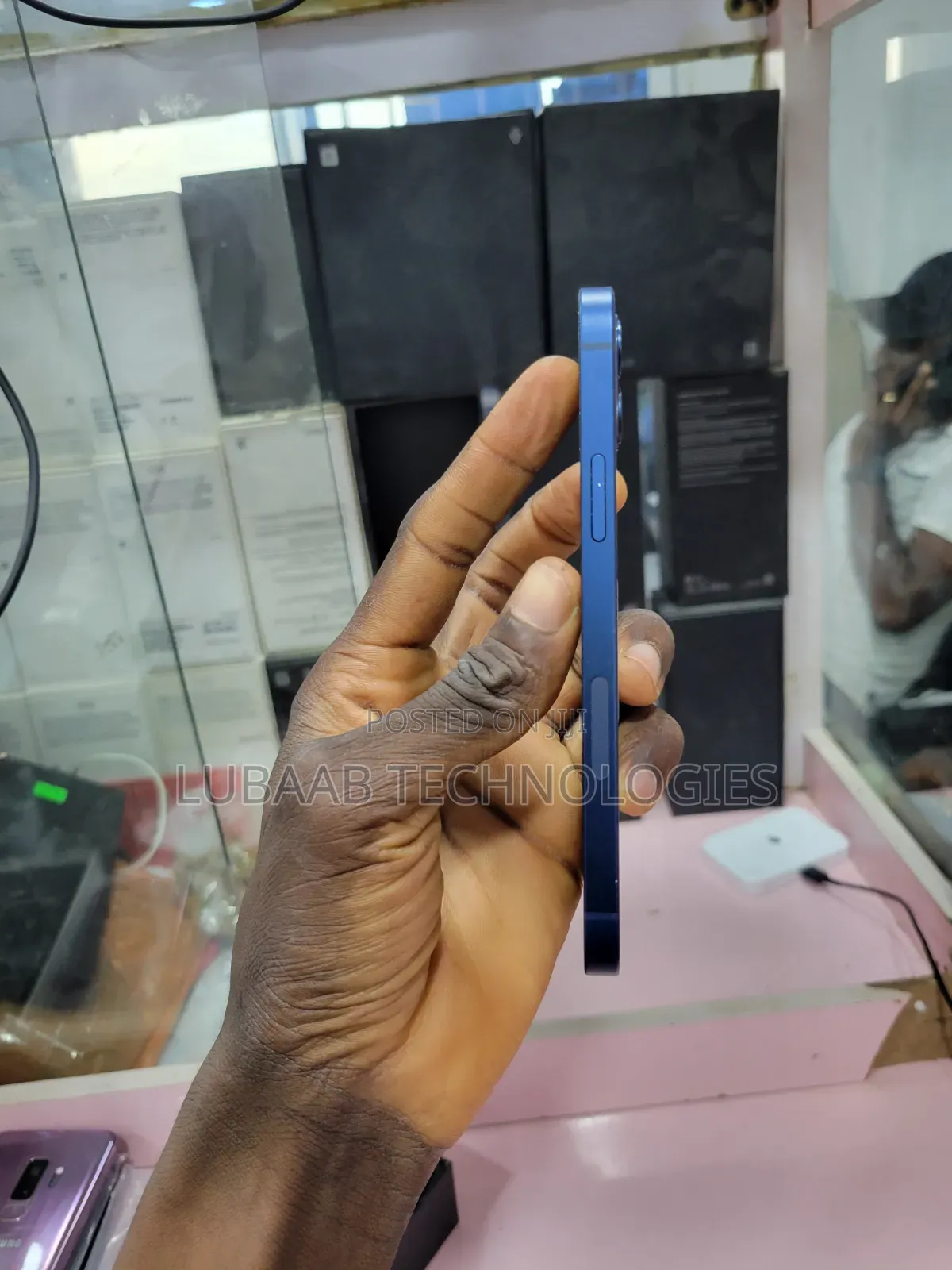 Apple iPhone 12 64 GB Blue