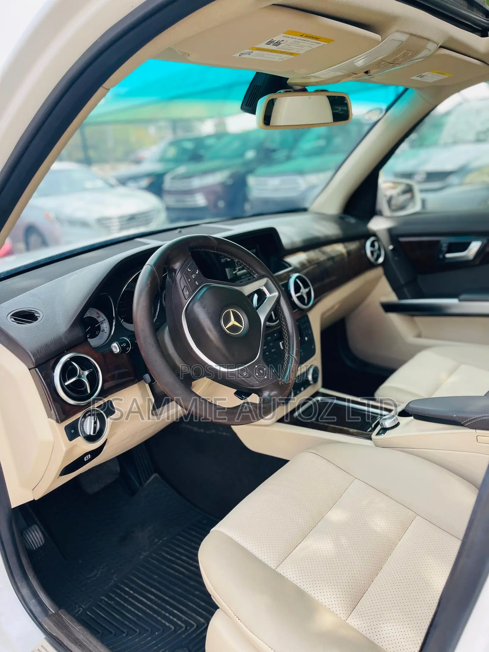 Mercedes-Benz GLK-Class 350 4MATIC 2014 White