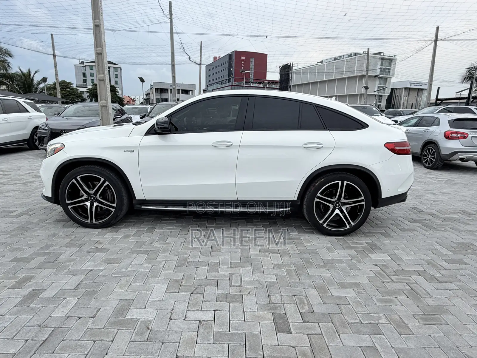 Mercedes-Benz GLE-Class AMG GLE 43 4MATIC 2017 White