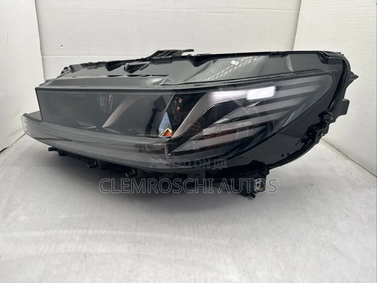 High Quality Certified Brand New Head Lamp Lincoln Navigator 2026