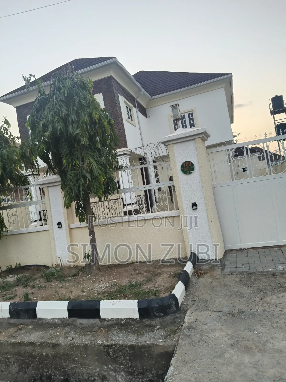 6bdrm Duplex in At Lokogoma for sale