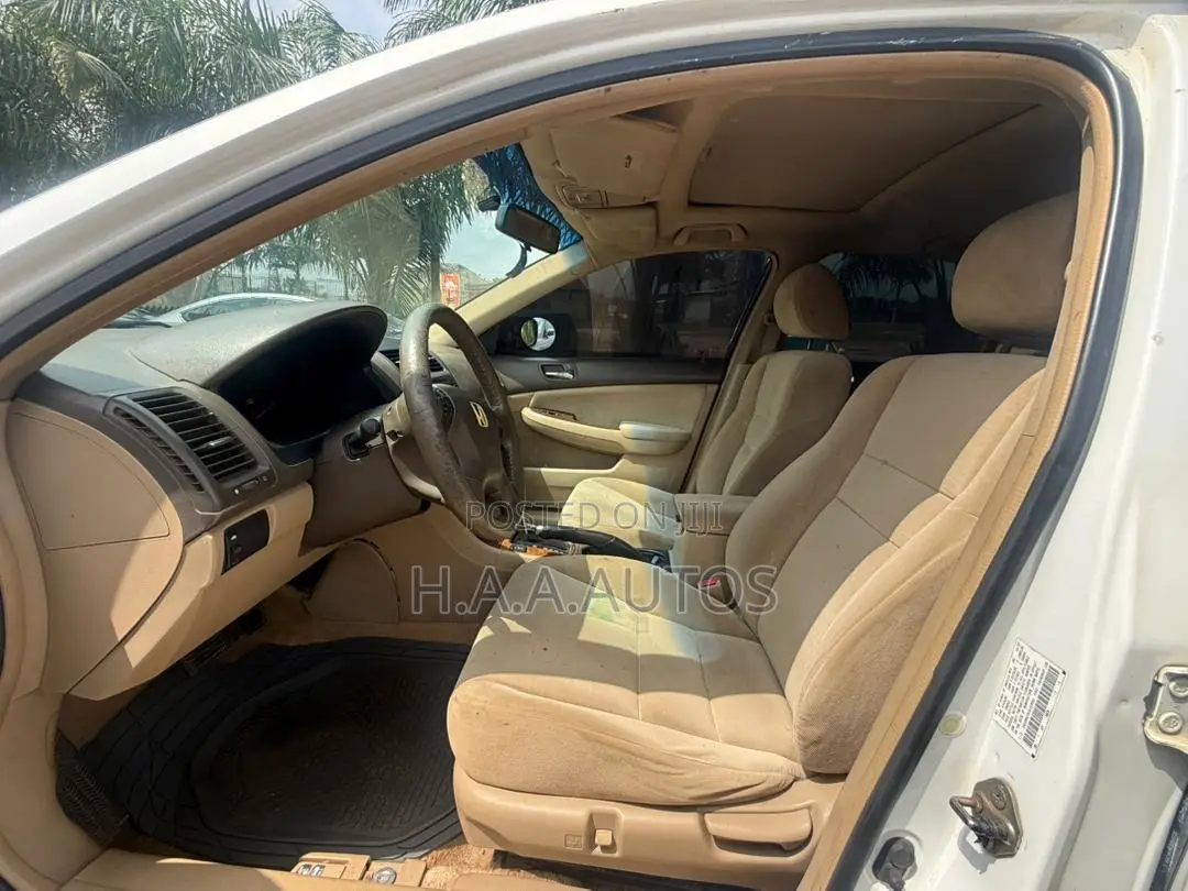 Honda Accord 2006 White