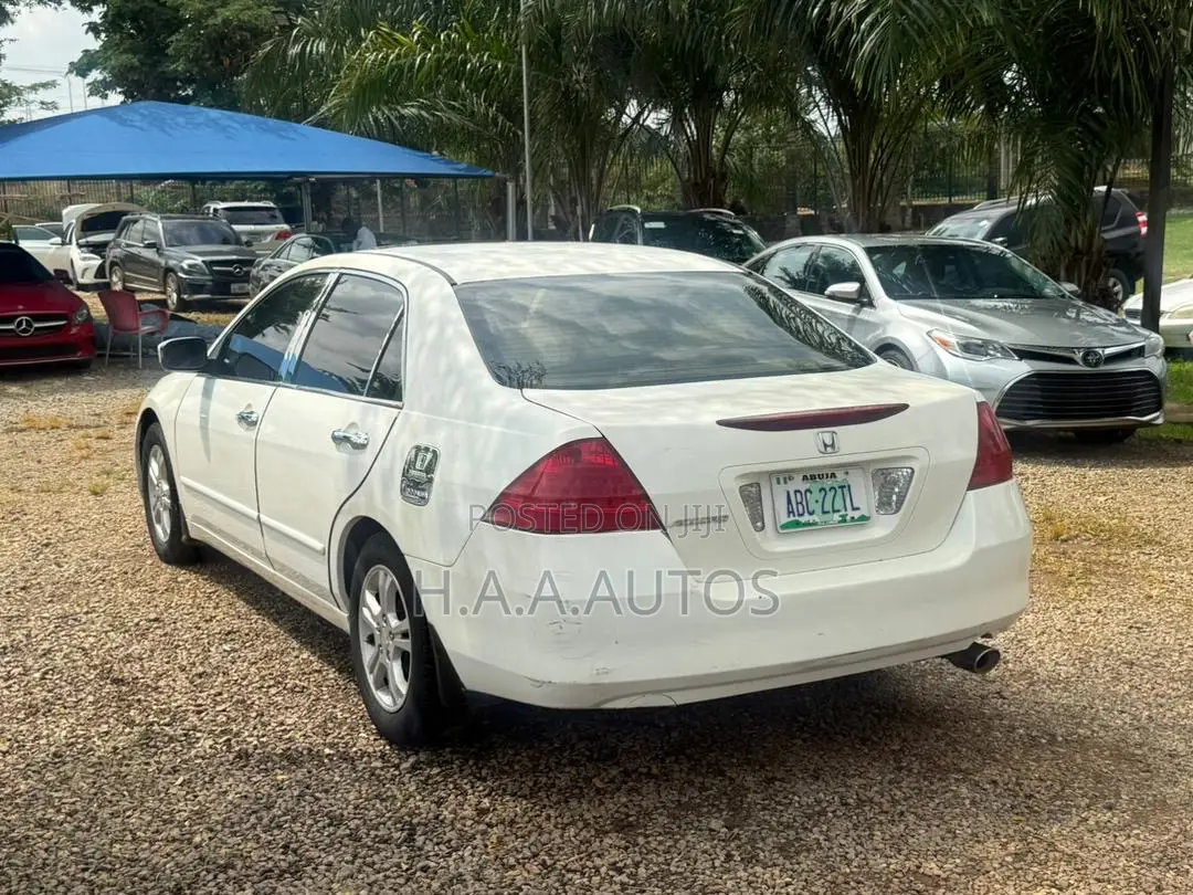 Honda Accord 2006 White