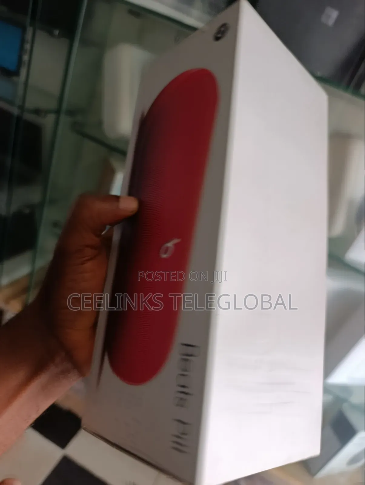 Beatspill Wireless Bluetooth Speaker and Portable Charger via Usb-C