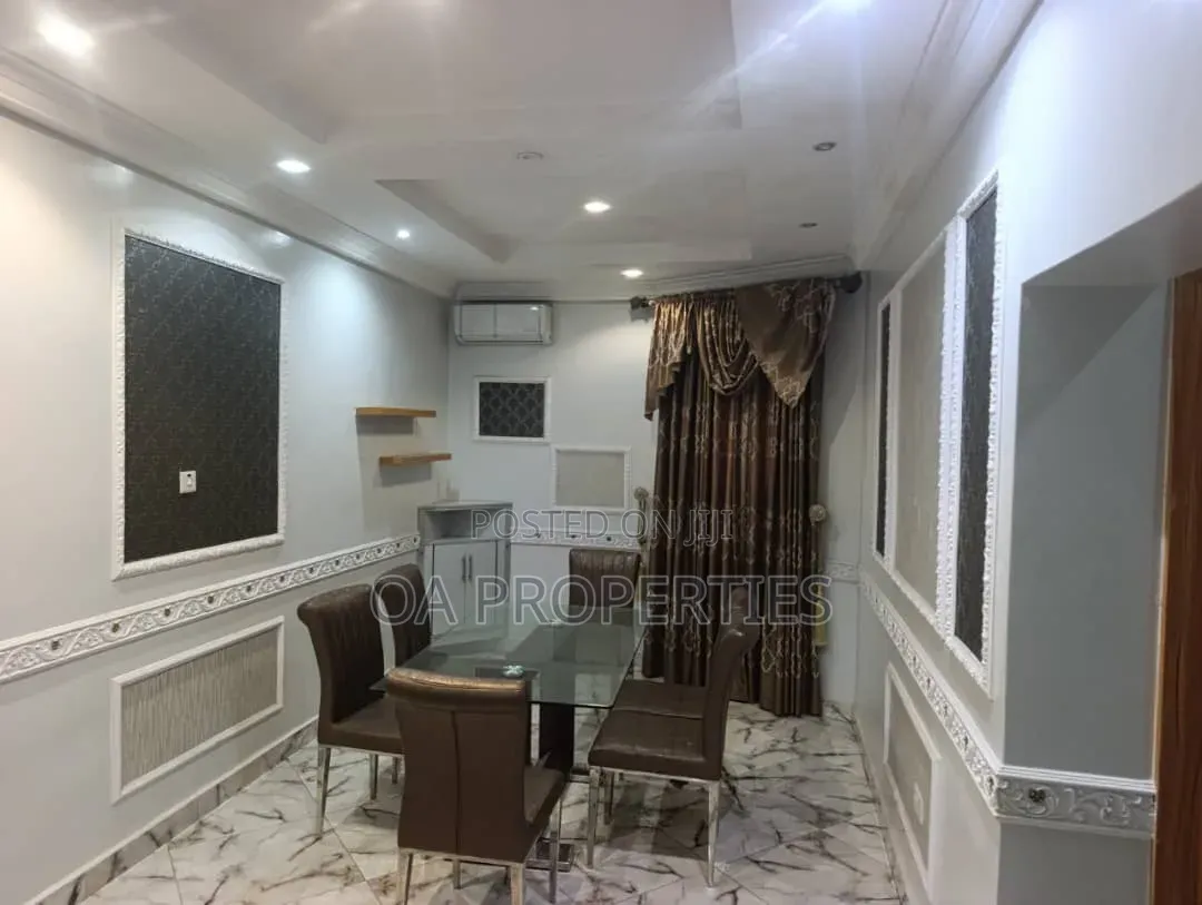 Furnished 5bdrm Duplex in Customs Gate, for sale