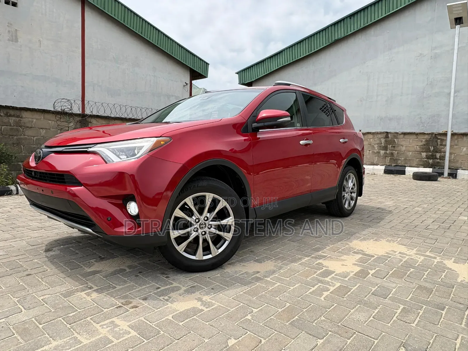 Toyota RAV4 Limited AWD (2.5L 4cyl 6A) 2016 Red