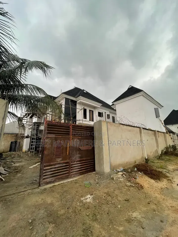 6bdrm Duplex in Igbo Etche, Rumuokwurusi for sale