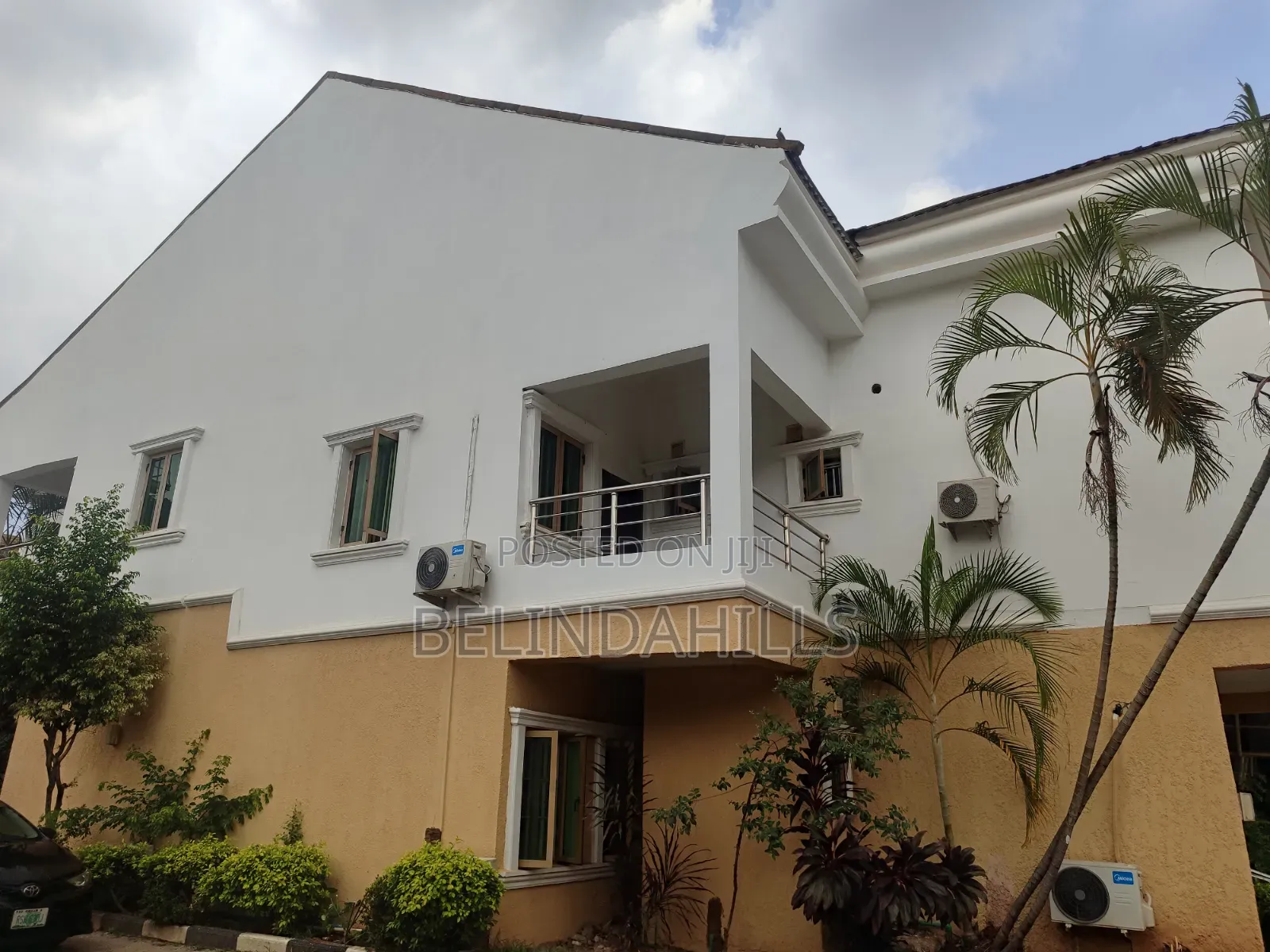 4bdrm Townhouse / Terrace in Maitama for rent