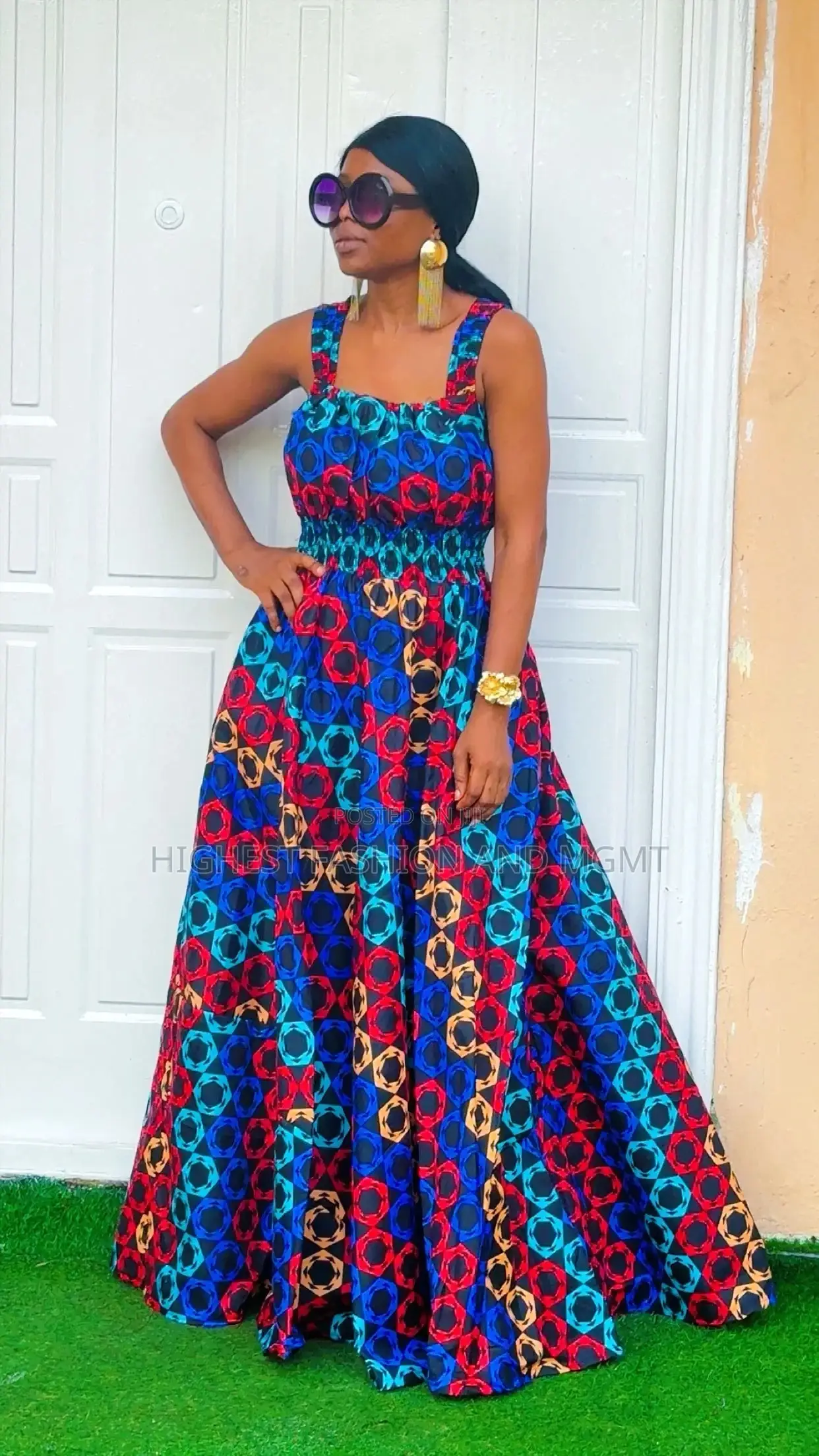 Casual Armless Gown - Style 893
