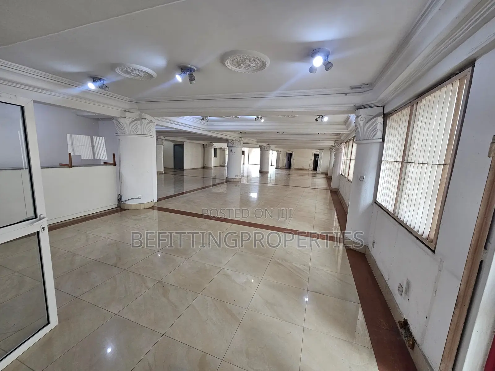 1000sqm Office Space Available for Lease