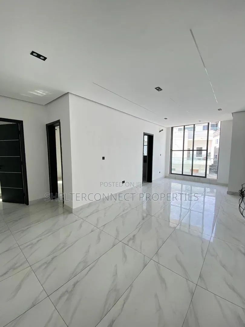 2bdrm Apartment in Ologolo for sale