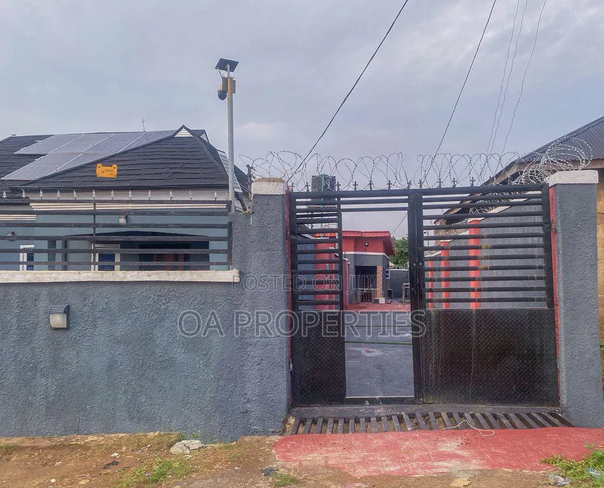 3bdrm Bungalow in Ibadan for sale