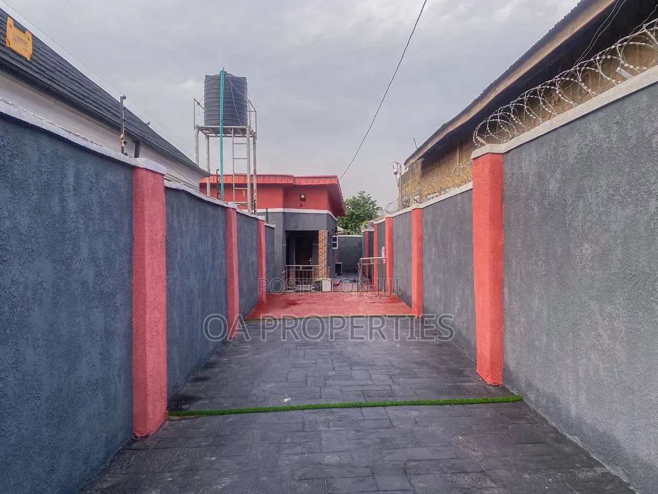 3bdrm Bungalow in Ibadan for sale