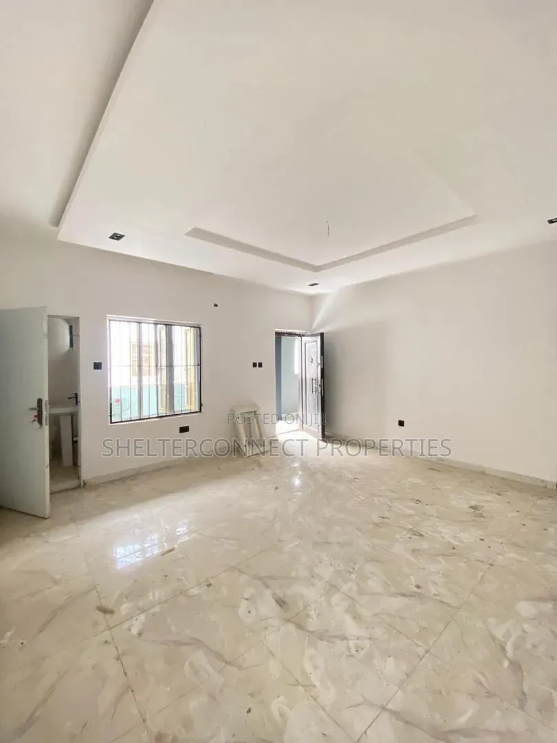 2bdrm Apartment in Sangotedo for sale