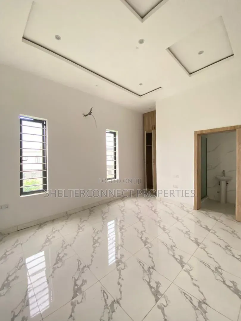 3bdrm Duplex in Abraham Adesanya Estate for sale